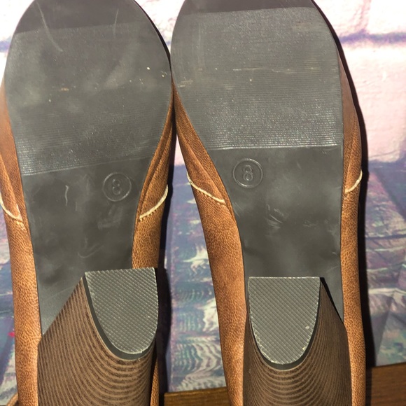 Size 8 pair of high heel booties from Just Fab. - Picture 3 of 3